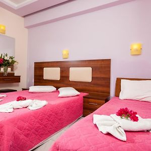 Chambre Standarde Triple